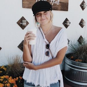 Meet your Posher, Maegan